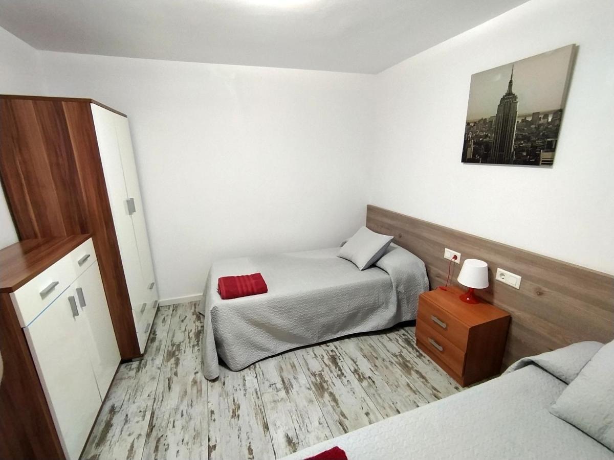 Casa Ramon Y Cajal Alcañiz Buitenkant foto